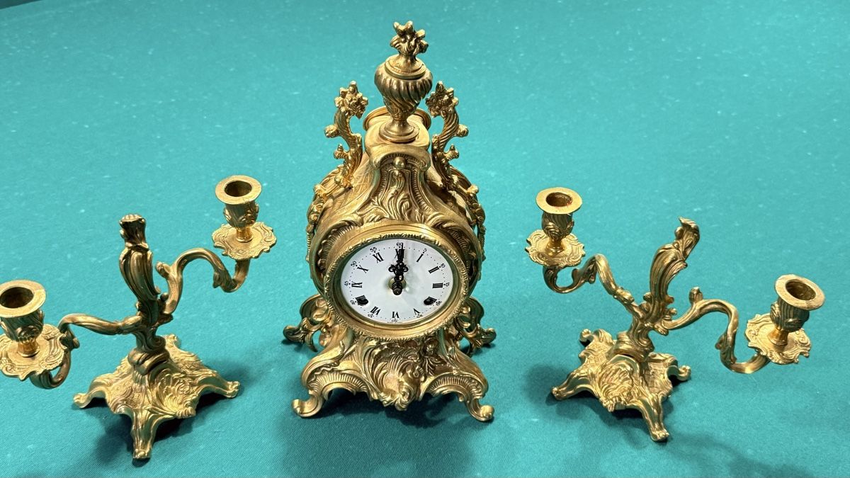 Orologi da terra & Orologi da parete: Uhr – Usato da Leutwil venduto da vik_m7dd