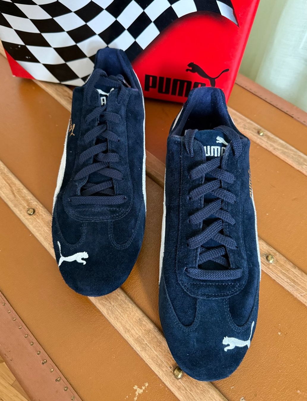 Puma Scarpe da uomo: Puma Baskets unisexes Speedcat  T45 – Nuovo e nell'imballaggio originale da Bulle venduto da miura_sv