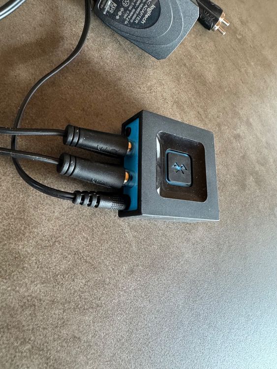 Bluetooth-Adapter Logitech - verbindet Old-School-Anlagen (Gebraucht ...