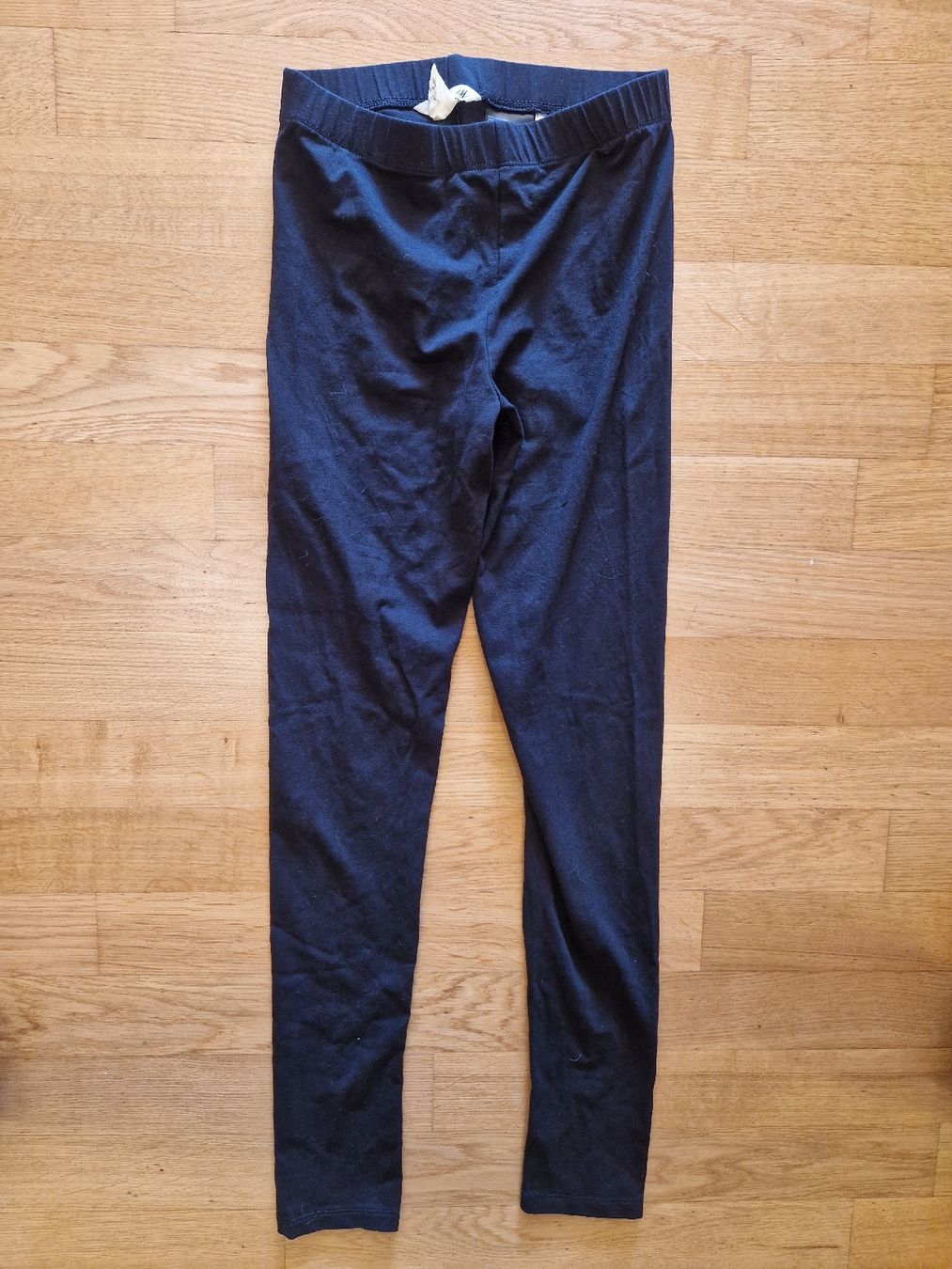 Calze & Collant: Legging H&M taille 158 – Usato da Penthaz venduto da Sosotroc