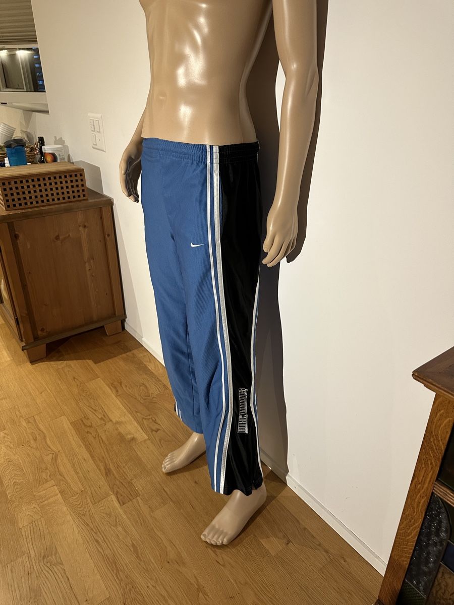 Nike Pantaloni: Vintage Nike Jogginghose, Grösse L – Usato da Bern venduto da pablito01 2