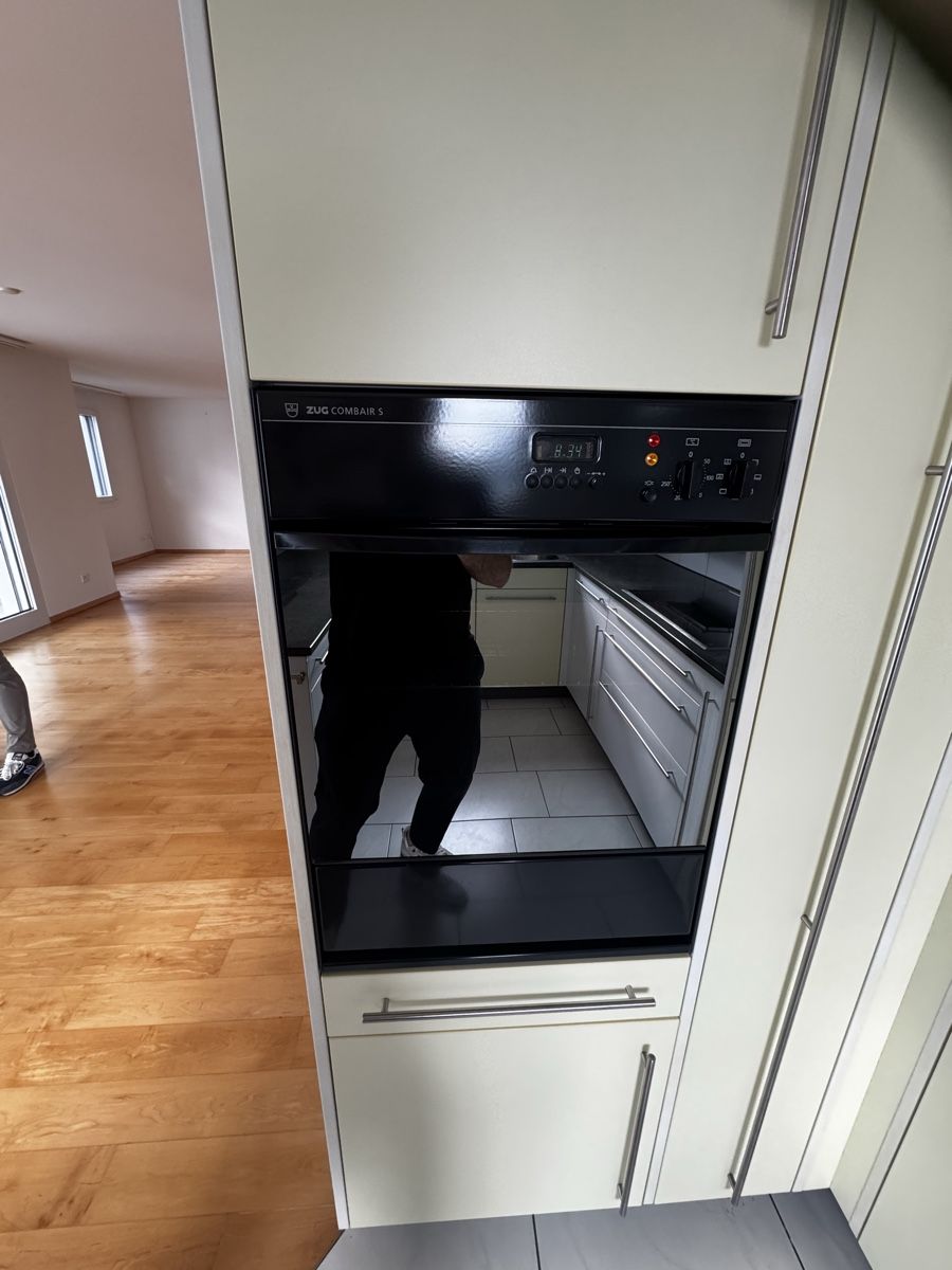 V-Zug Cucine complete: Einbauküche mit Geräte – Usato da Cham venduto da Sreten85 1