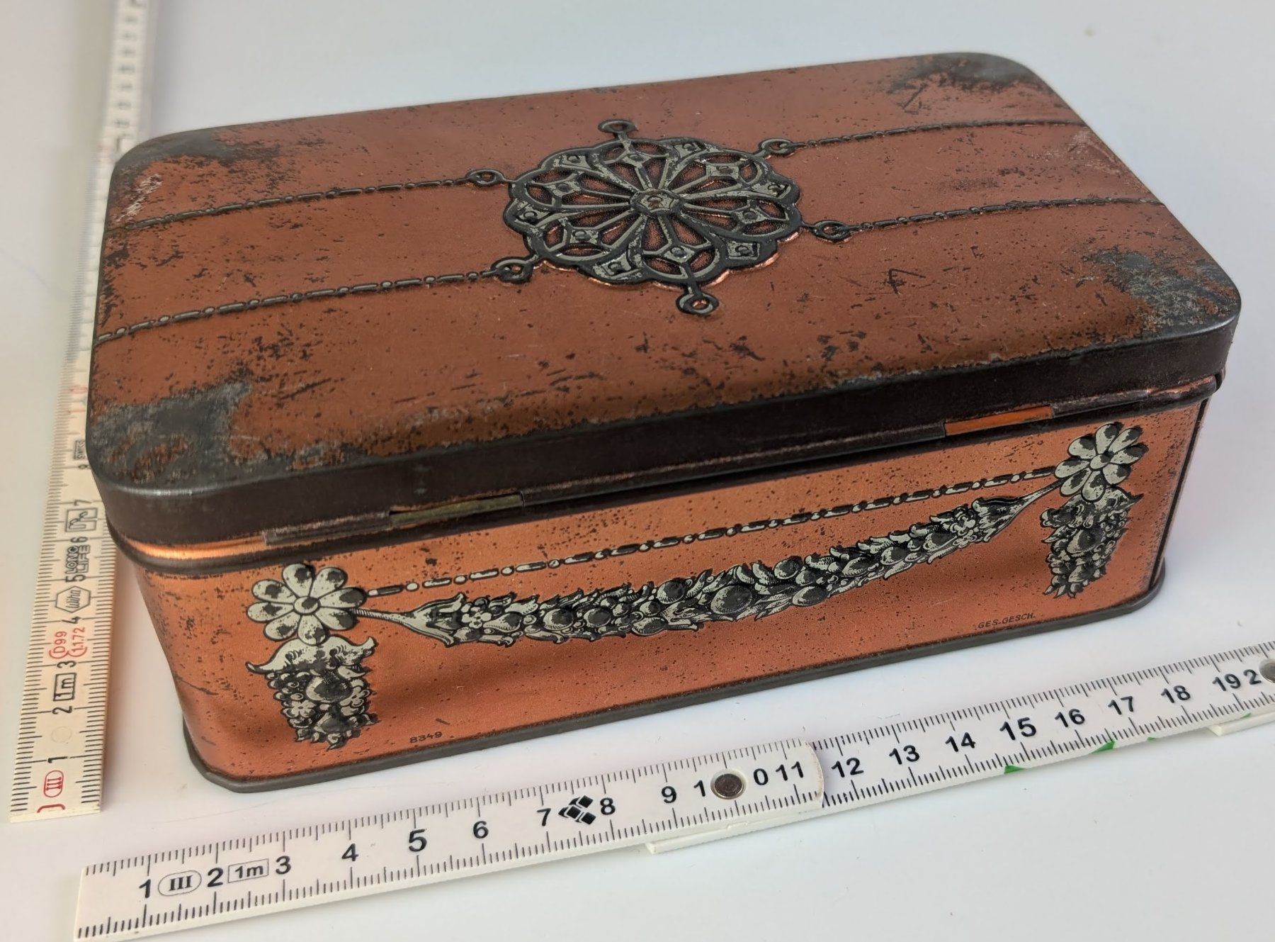 Alle Dekorationen: vintage Blech-Box – Gebraucht aus Zürich von 1.Simon 5