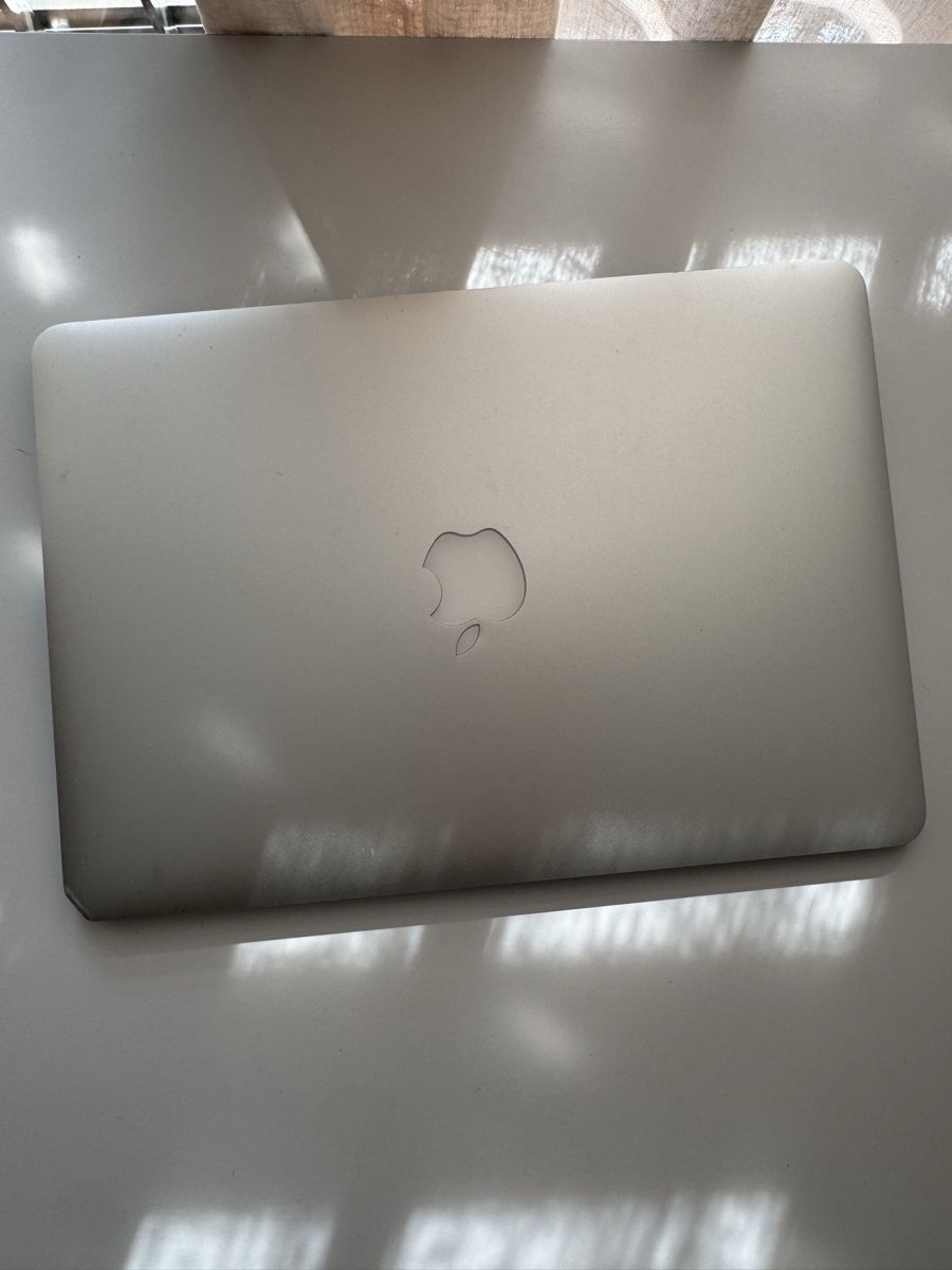 Apple Notebooks: MacBook Air 13-inch, 2017, Intel Core i5, 8GB RAM – Gebraucht aus Binningen von happy_xx 1