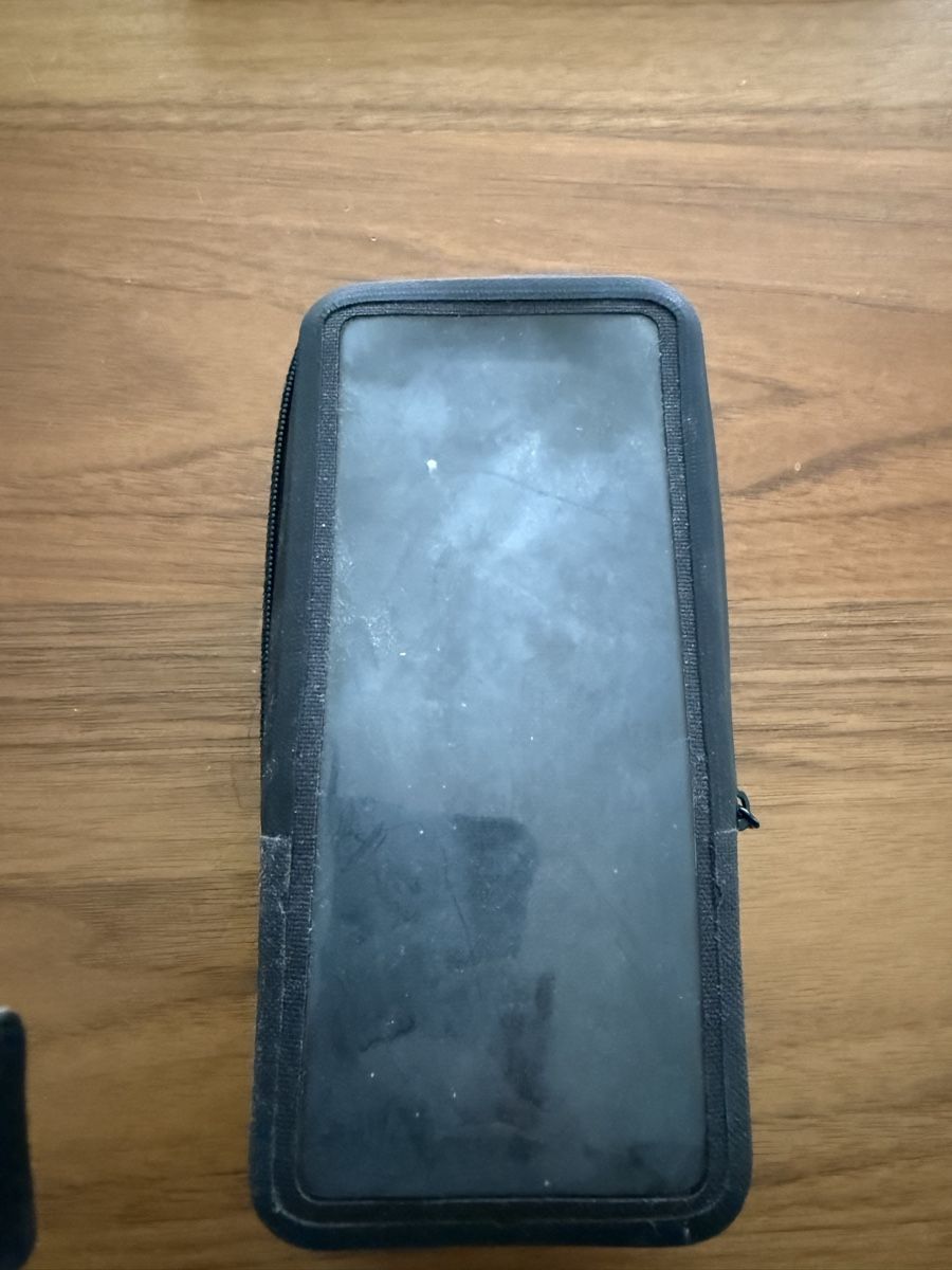 Supporti per biciclette: iPhone Velo-Halterung – Usato da Schneisingen venduto da Tomthedragon