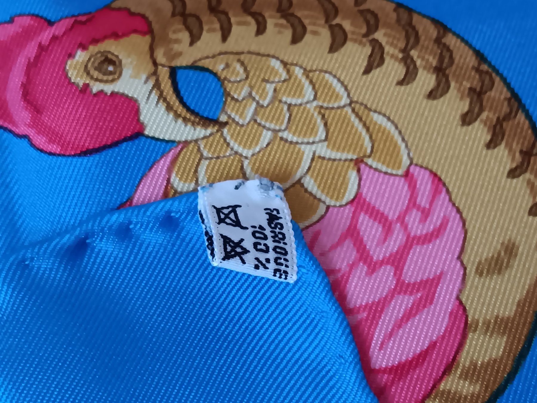 Hermès Foulards, Tücher & Schals: HERMES "CARAÏBES" CARRE 90 CM – Gebraucht aus Cossonay-Ville von Les_1001_perles 9