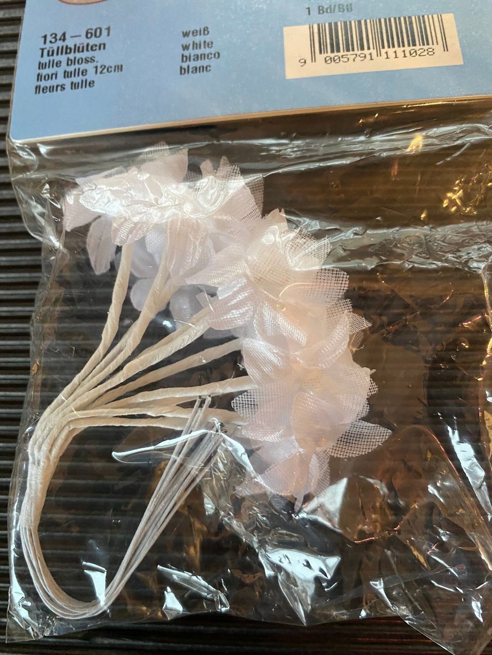 Tutte le decorazioni: Tüllblüten-Sträusschen weiss – Nuovo (secondo la descrizione) da Egg SZ venduto da irbaku 1