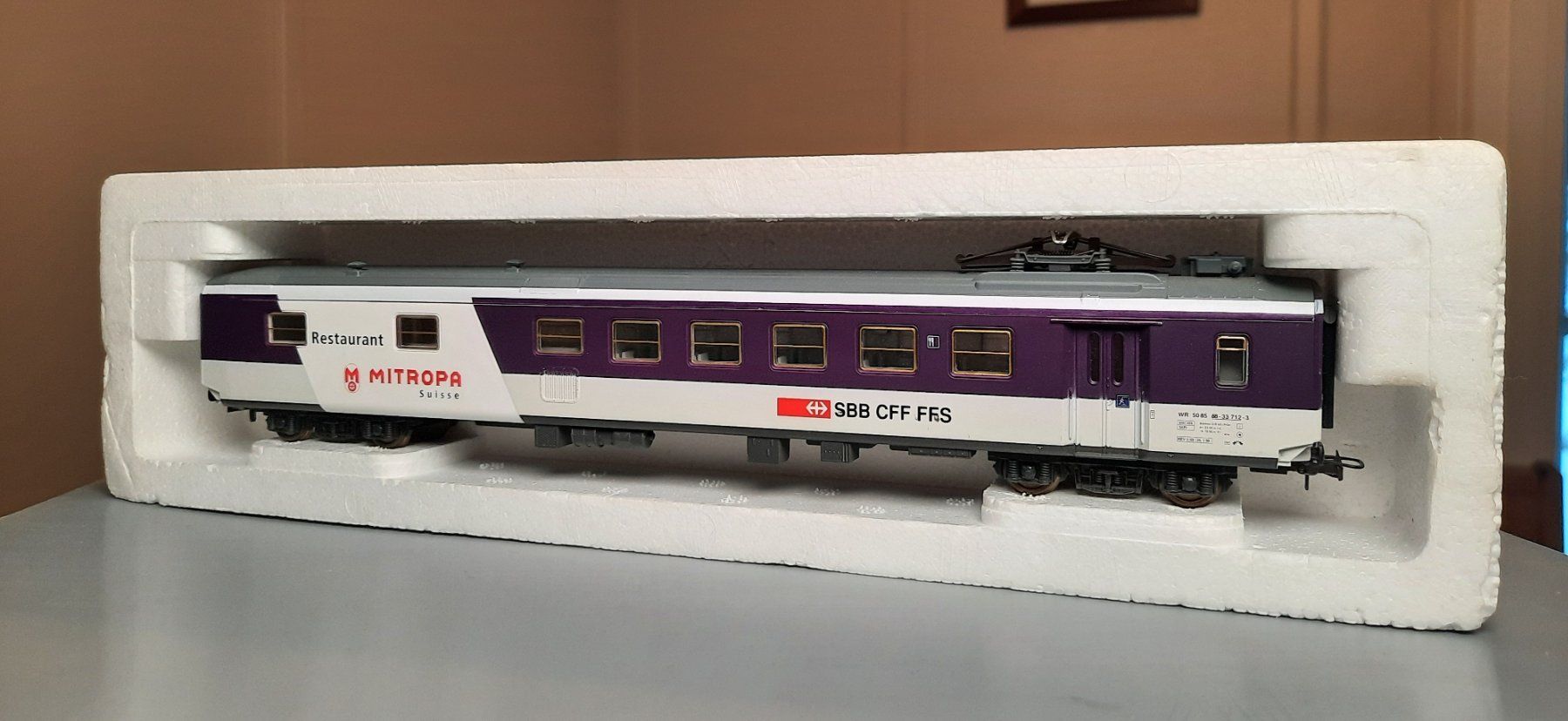 Lima Modellini di ferrovie: Lima L309003 SBB Speisewagen Mitropa – Usato da Bever venduto da Berninascia 2
