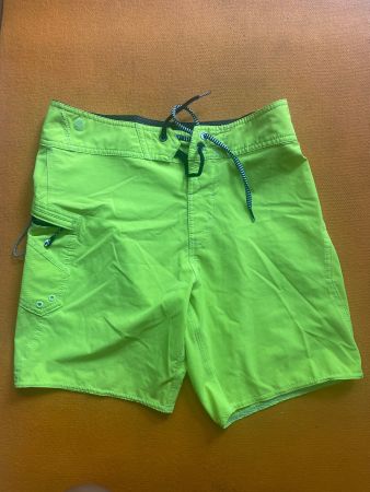 Volcom Badeshorts gelb Grösse 28 gebraucht guter Zustand