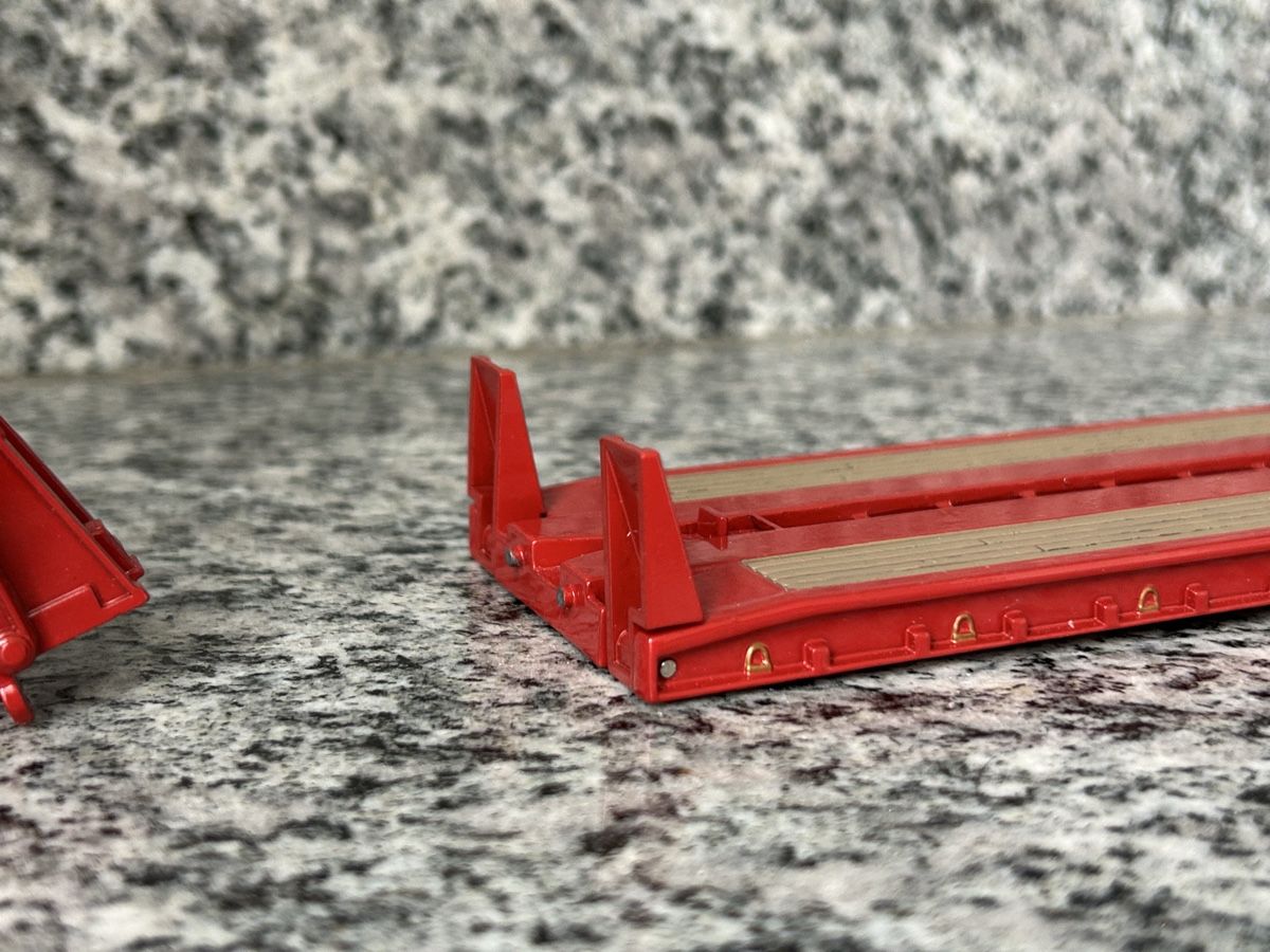 Modellbausätze & Standmodelle: Tiefbett , 1:50 – Gebraucht aus Horw von Tigercat635 2