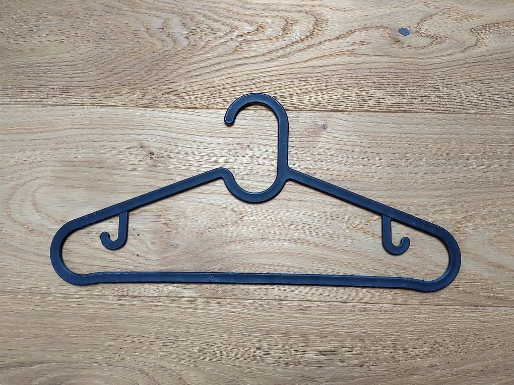 Ikea Guardaroba: Garderobe mit Aufbewahrung – Usato da Lungern venduto da SamuelDegelo 3