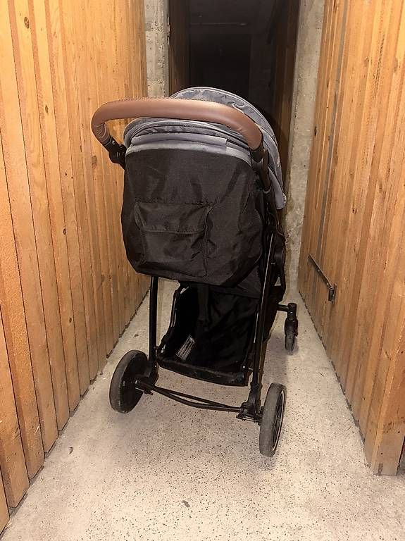 Carrozzine: Poussette Bébé Confort et Housse dhiver – Usato da Genève venduto da Soum13 3