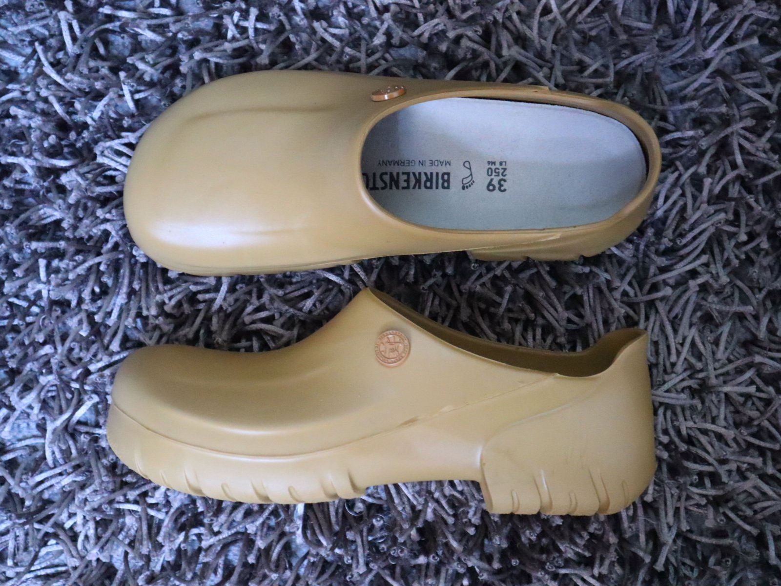 Birkenstock Scarpe da uomo: Birkenstock, Clogs, Beruf/ Garten/ Freizeit, 39, braun, NEU – Nuovo e nell'imballaggio originale da Wattwil venduto da glueck 2