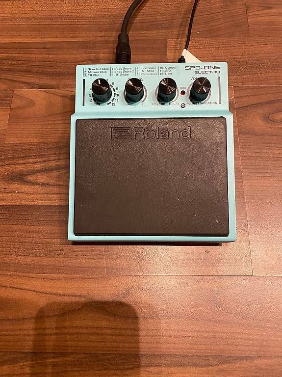 Instruments de musique: Roland SPD One Electro Percussion Pad – D'occasion à Grafstal par dom_gly5