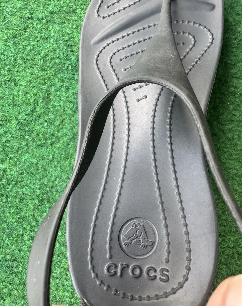 Scarpe da donna: Sandales CROCS, pointure 36-37 – Usato da Colombier NE venduto da kajo04 2