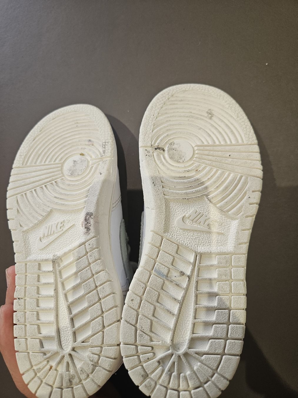Nike Scarpe per ragazzi: Nike Dunk Low, Grösse 28.5, Top Zustand – Usato da Zug venduto da kashtos 2
