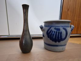 Vase und Topf, hellblau, grau, Dekoration Herbst, Vintage