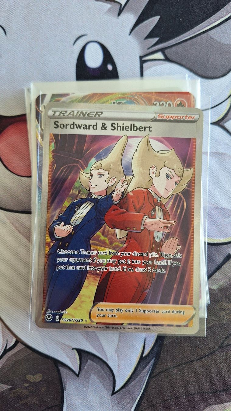 Pokémon Carte collezionabili: Sordward Shielbert VMax - Pokemon TCG – Usato da Altstätten SG venduto da GGsGameshop