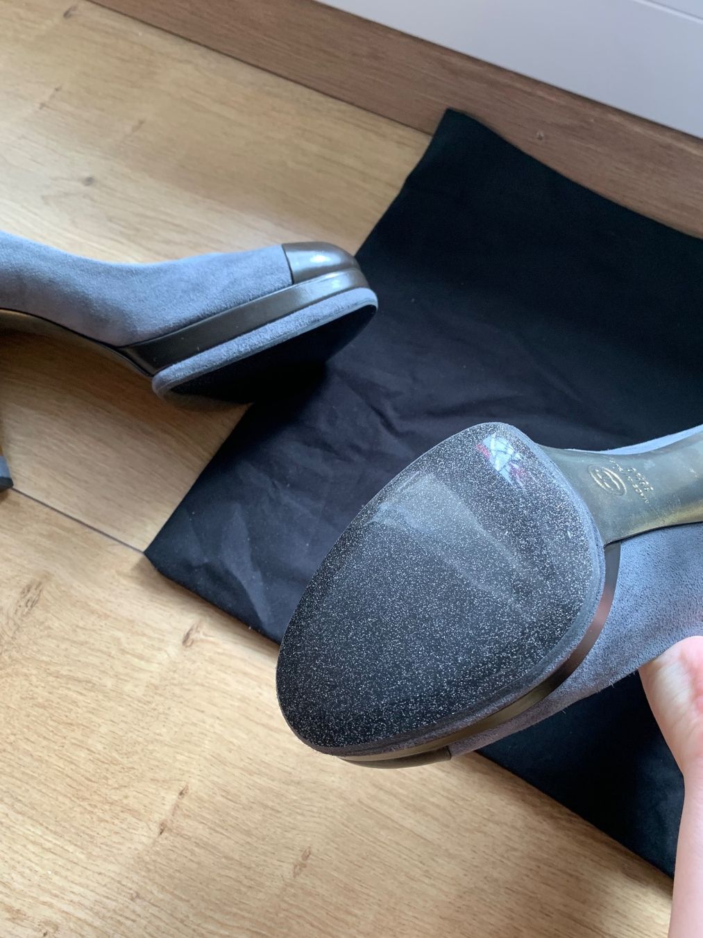 Chanel Scarpe da donna: Schuhe mit Absatz, Pumps Chanel Sandalen grey – Usato da Zell LU venduto da AliAli24 1