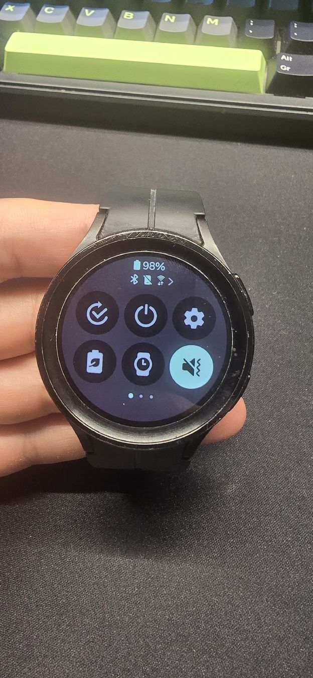 Samsung Smartwatch: samsung galaxy watch 5 pro – Usato da Visp venduto da jorzaes 3