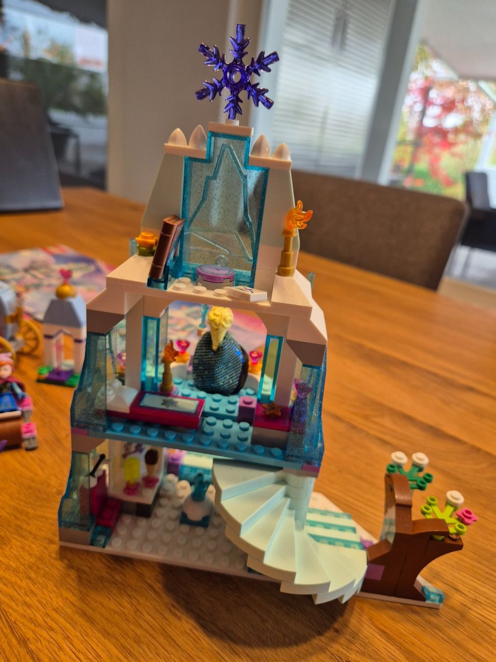 Lego Spielzeuge: Lego Disney Princess 41062 + 41141 Eispalast + Kutsche – Gebraucht aus Leimbach TG von lachende 3