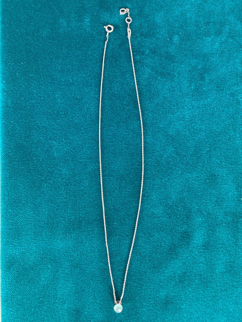 Catenine: Halskette mit Glasstein pastelltürkis – Usato da Buchs SG venduto da Laurenzia2 1