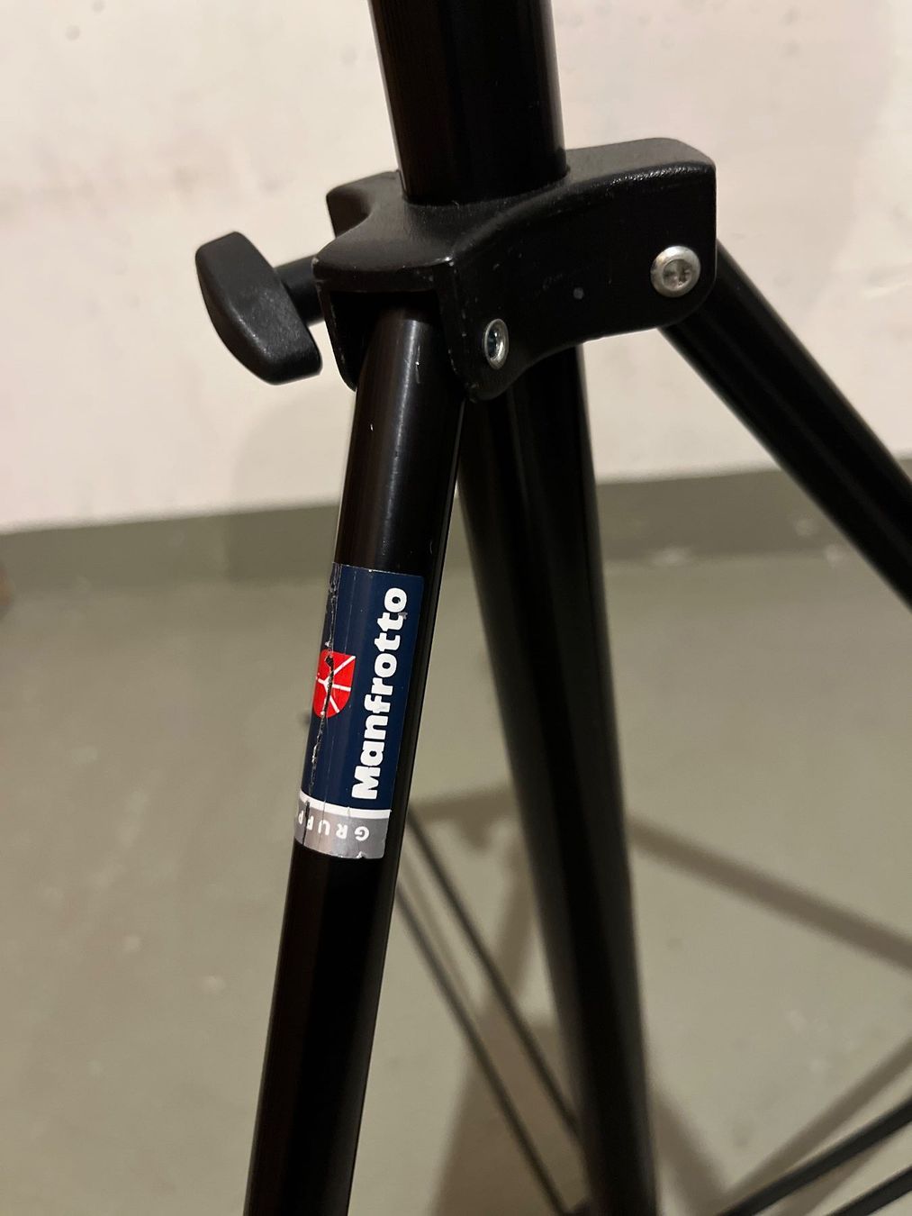Manfrotto Stative & Stativköpfe: Manfrotto 156B Mini Pro Stand Stativ – Gebraucht aus Zürich von Ember2Inferno 1