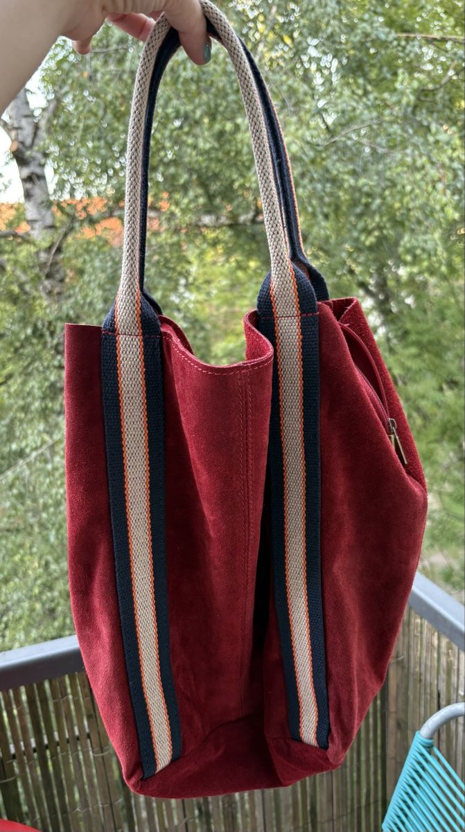 Borse da donna: Schöne Wildleder Handtasche in Weinrot – Usato da Zürich venduto da Rpapad 3