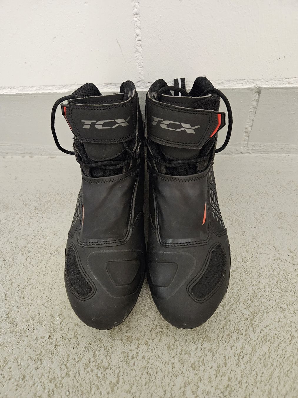 TCX Scarpe da uomo: TCX Motorradstiefel schwarz Grösse 41 – Nuovo (secondo la descrizione) da Oftringen venduto da Mrg3