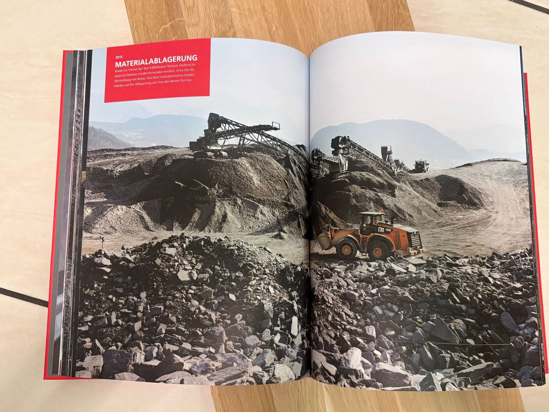 Libri: Ceneri-Basistunnel AlpTransit Gotthard AG – Nuovo e nell'imballaggio originale da Arlesheim venduto da Spielmax 3