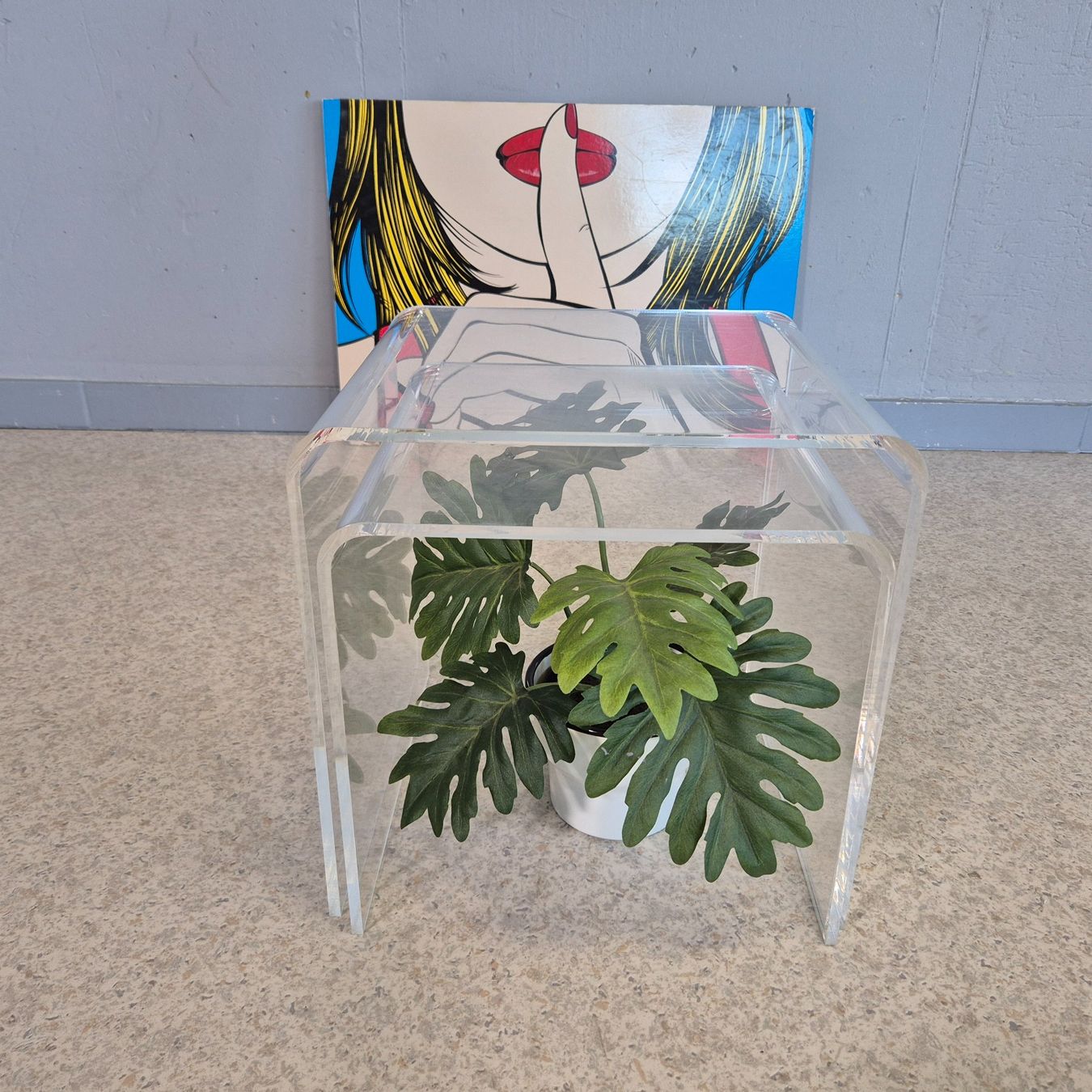 Tavoli: 2er Plexiglas Acryl Tisch Blumenhocker Beistelltisch Table – Usato da Nottwil venduto da Wondewa-Shop 1