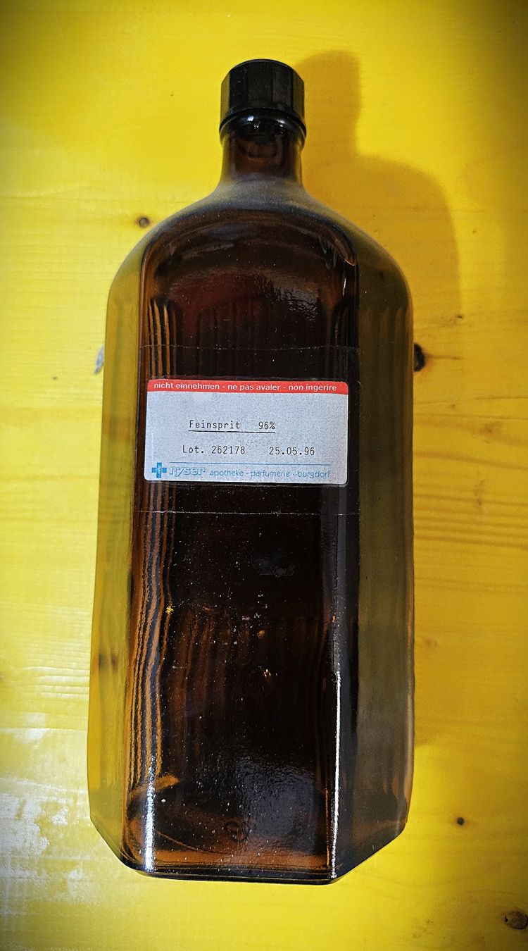 Bottiglie: Vintage - Flasche – Usato da Rüegsauschachen venduto da Hef401 1