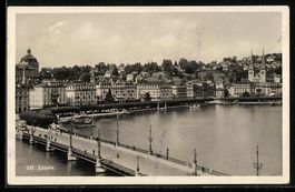 AK Luzern, Brücke mit Passanten
