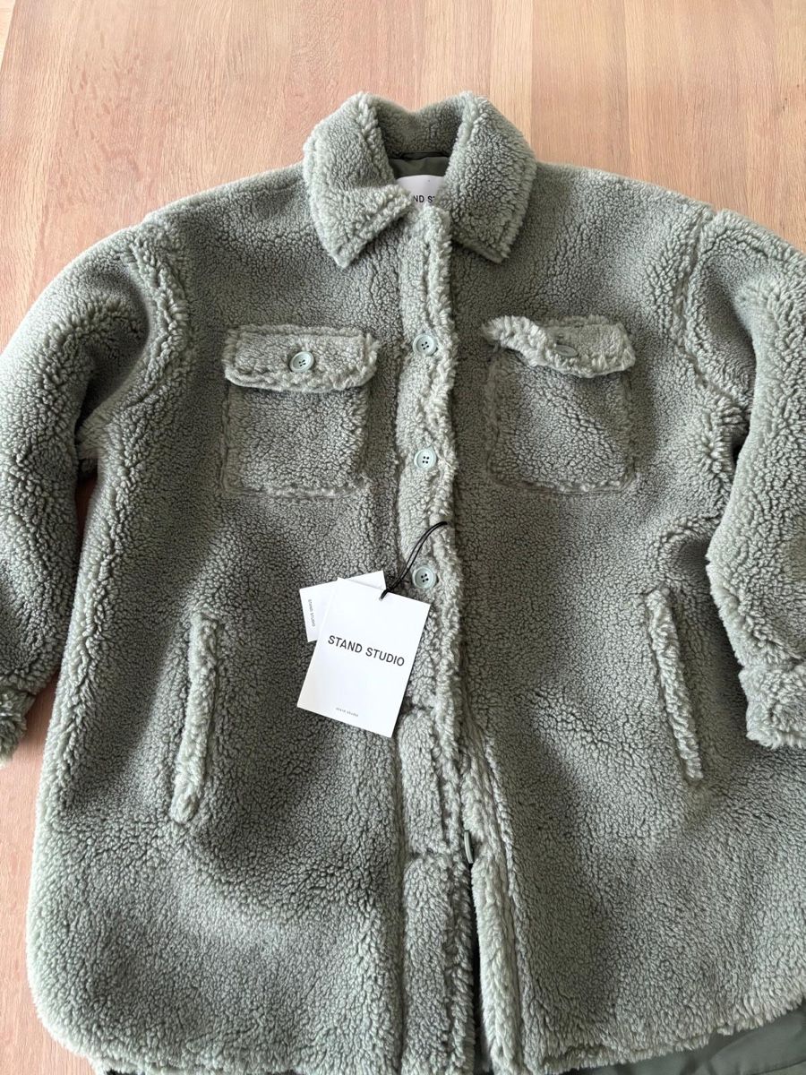 Stand Studio Cappotti: Stand Studio Teddy Coat (size 36) – Nuovo e nell'imballaggio originale da Commugny venduto da j1976 3