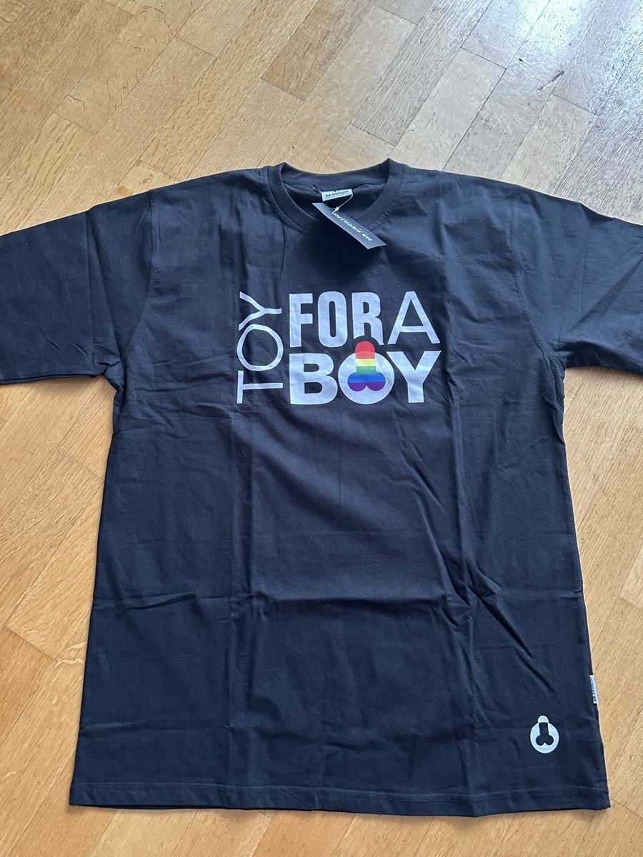T-Shirts: T-Shirt Pride 3xl – Neu (gemäss Beschreibung) aus Bern von womiman