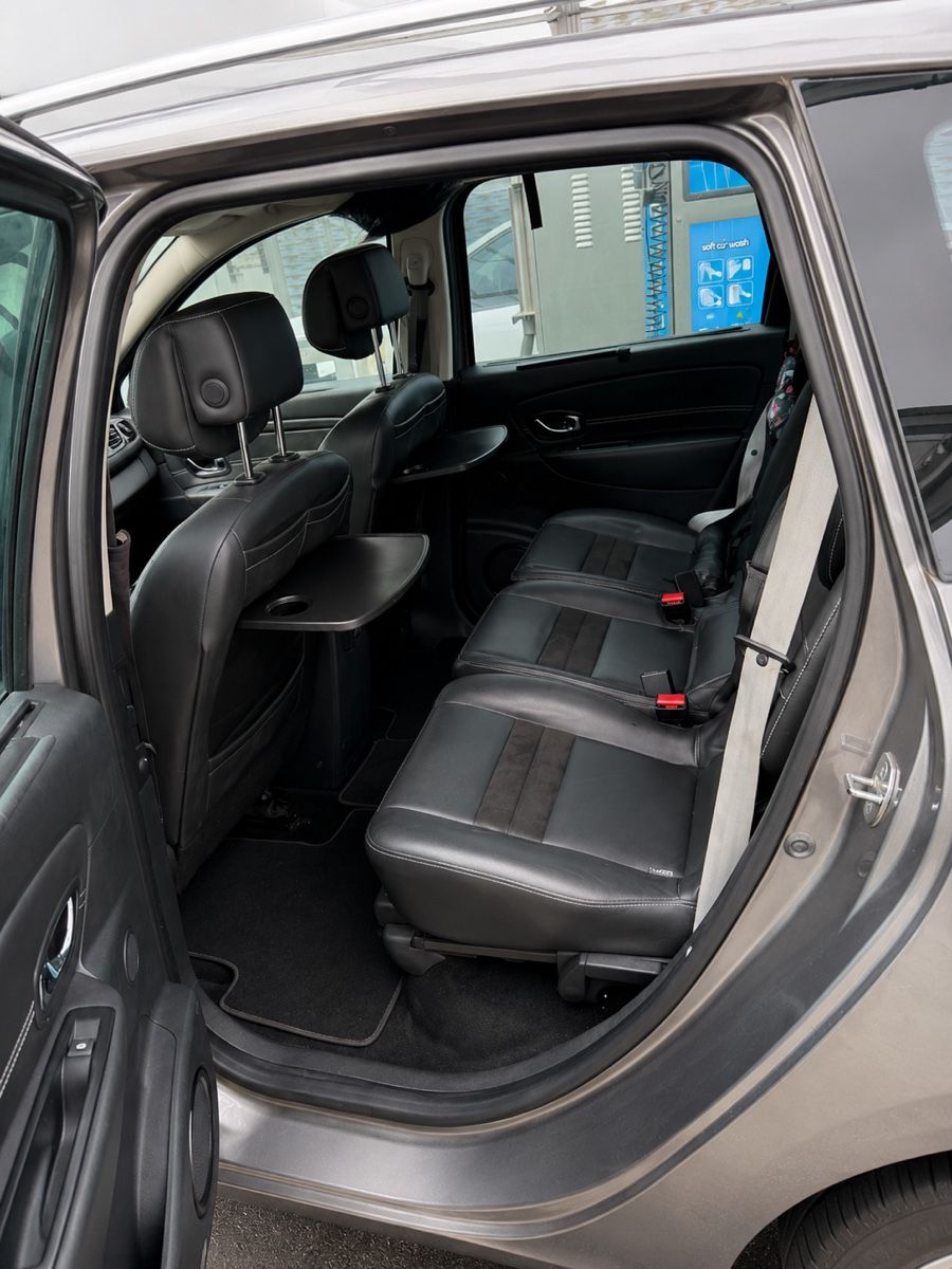 Renault Automobili: Renault Grand Scenic 7 Plätzer – Usato da Biel/Bienne venduto da dan_p7vk 2