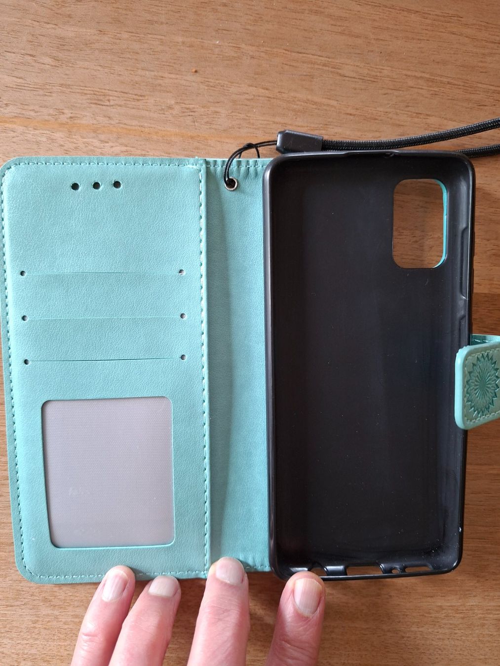 Cover & Protezioni schermo: Handy Etui für Galaxy A41 – Nuovo (secondo la descrizione) da Uster venduto da repsak 2