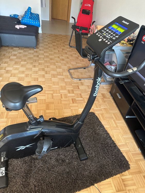 Reebok zr8 shop exercise bike