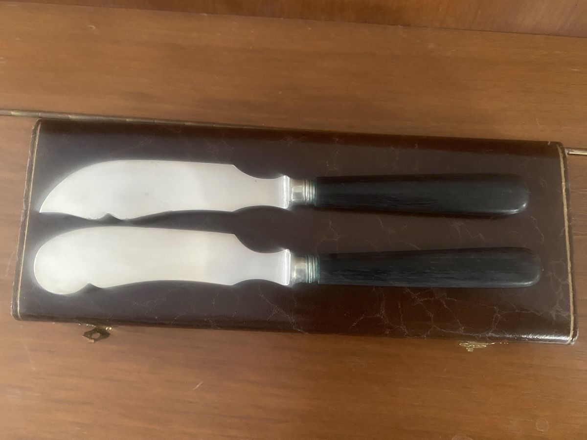 Besteck: 2 Vintage Butter Messer mit Etui – Gebraucht aus Baden von swiss-alps 4