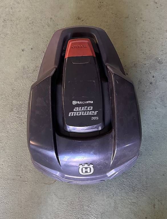 Husqvarna Tagliaerba: Husqvarna Automower 305 Komplettset – Usato da Truttikon venduto da menefique