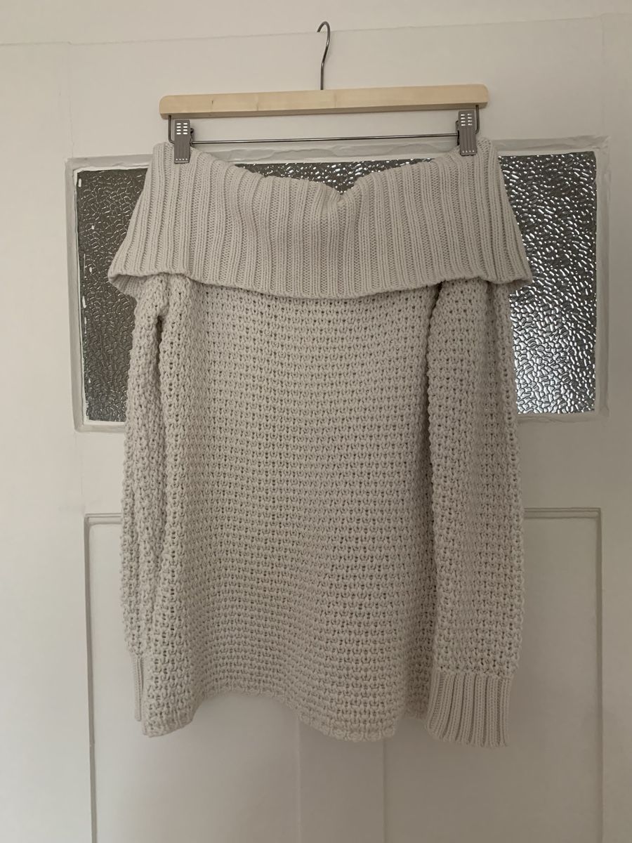 Maglioni & Felpe: Editiert Off-Shoulder Strickpullover,Top Zustand! – Usato da Zürich venduto da med_qdd6
