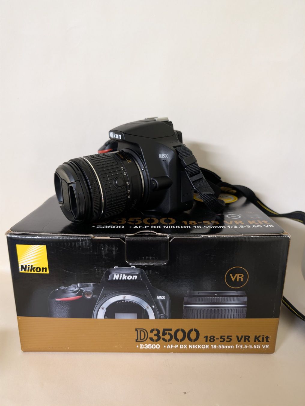 Nikon Fotocamera: Nikon d3500 – Usato da Grosswangen venduto da Telepathy