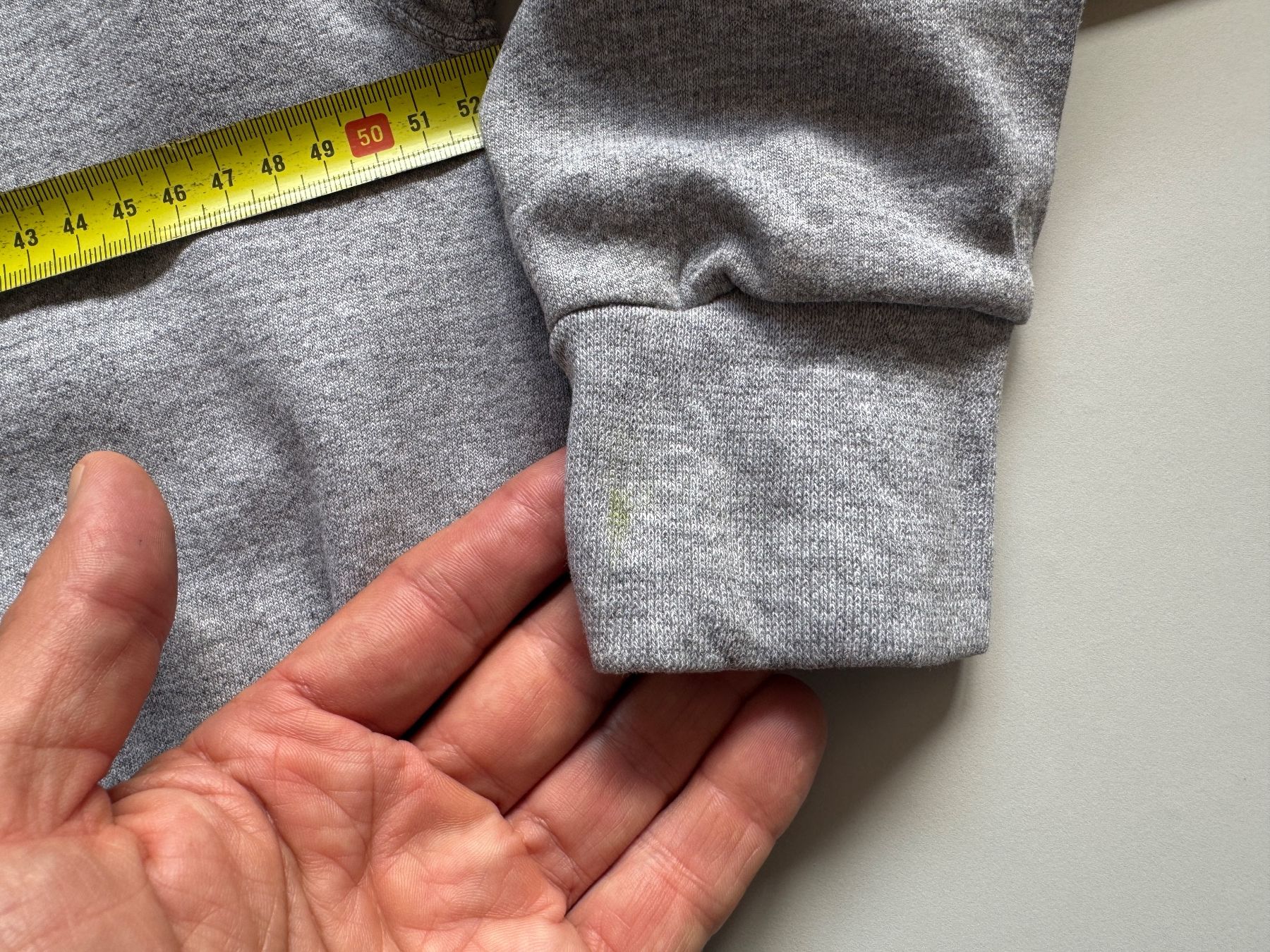 Champion Maglioni & Felpe: Champion Sweatshirt pullover crewneck Sz M – Usato da Neuchâtel venduto da _Easy_to_Find_ 6