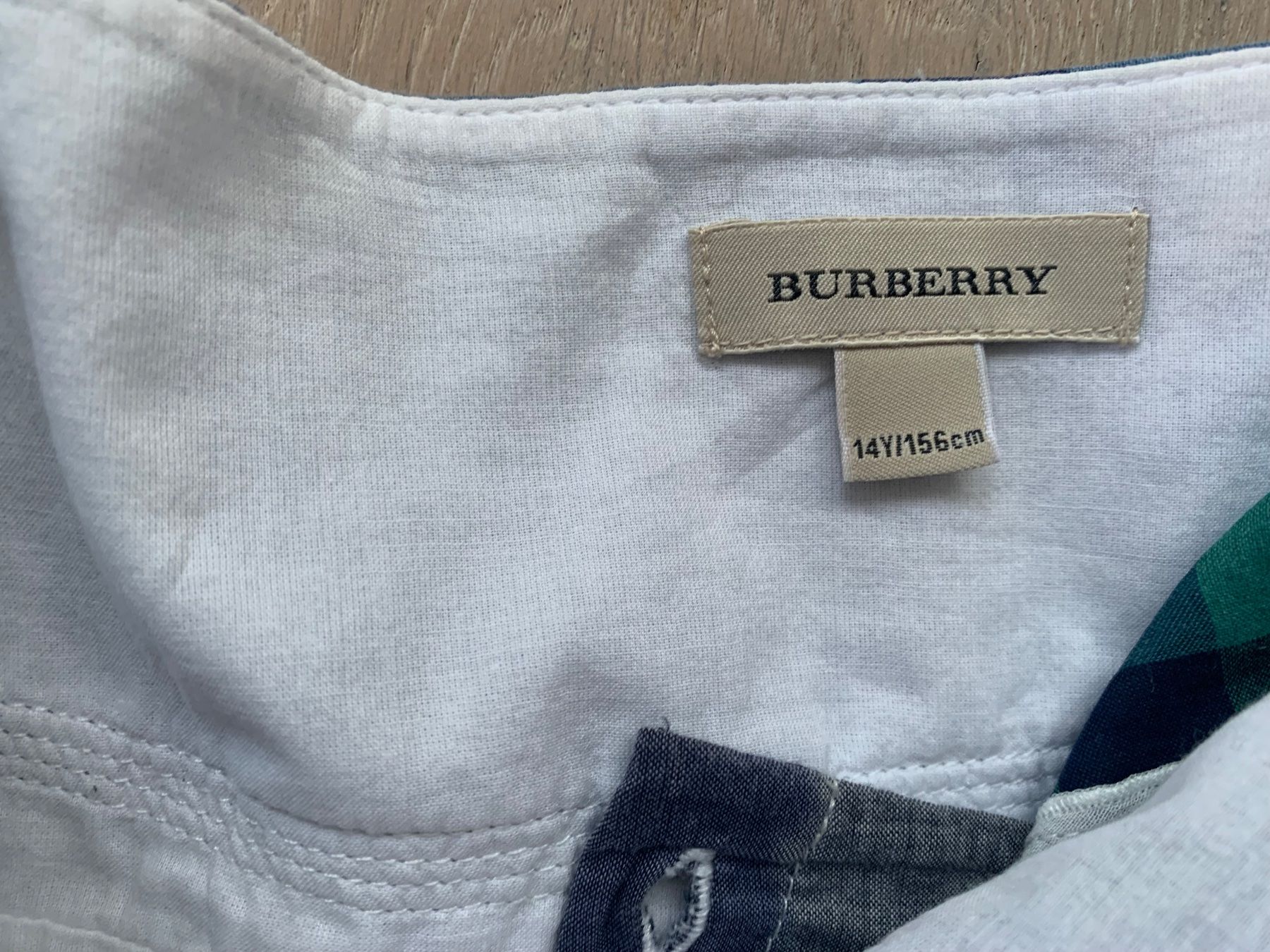 Burberry Gonne: Rock von Burberry gr XS – Usato da Nuglar venduto da Korsika2 2