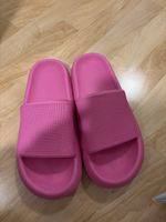 Pinke Sommerschuhe/Badeschuhe, Grösse 38