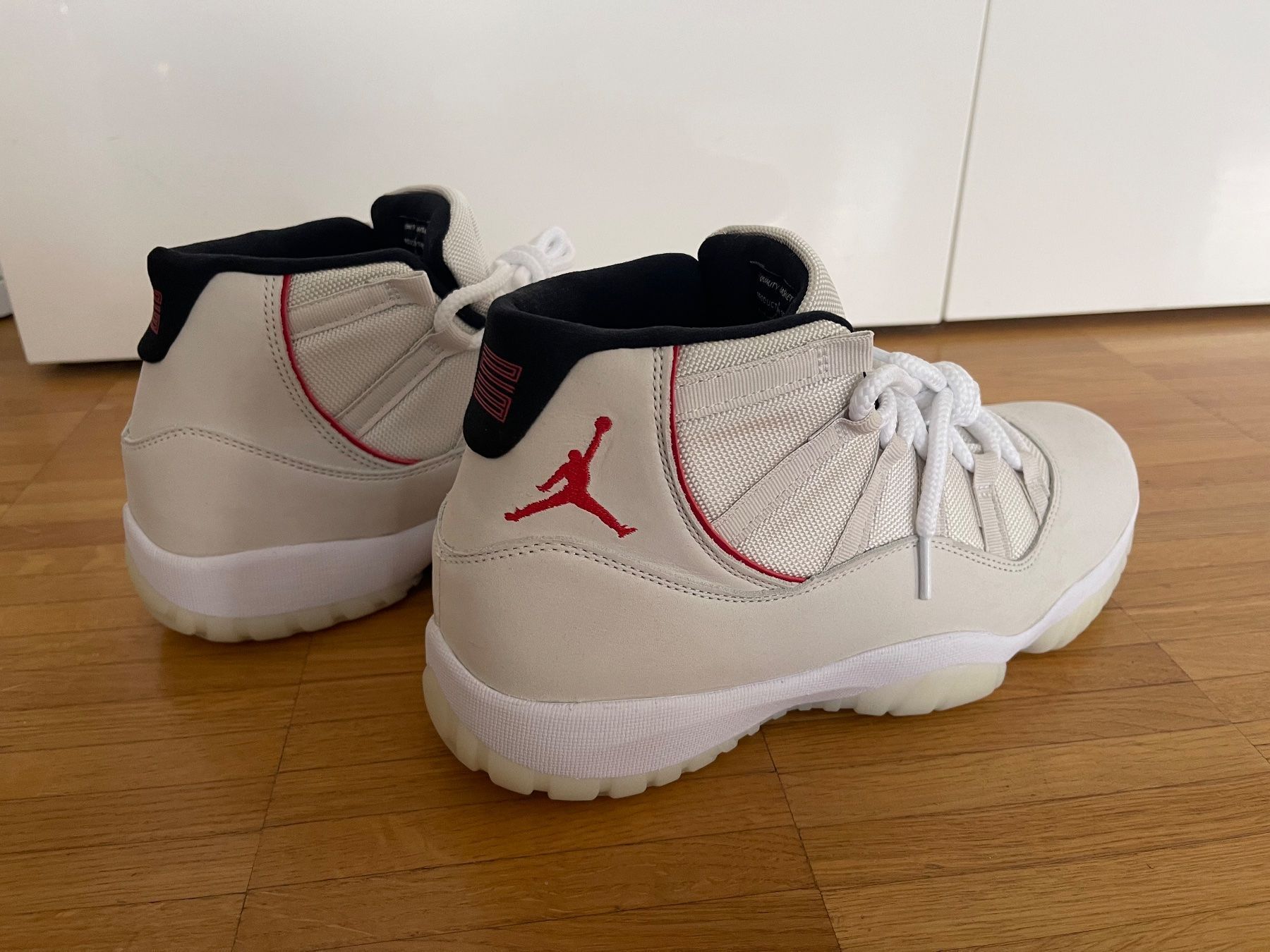 Jordan Scarpe da uomo: Air Jordan 11 Retro – Nuovo (secondo la descrizione) da Fällanden venduto da mat_pb82 2
