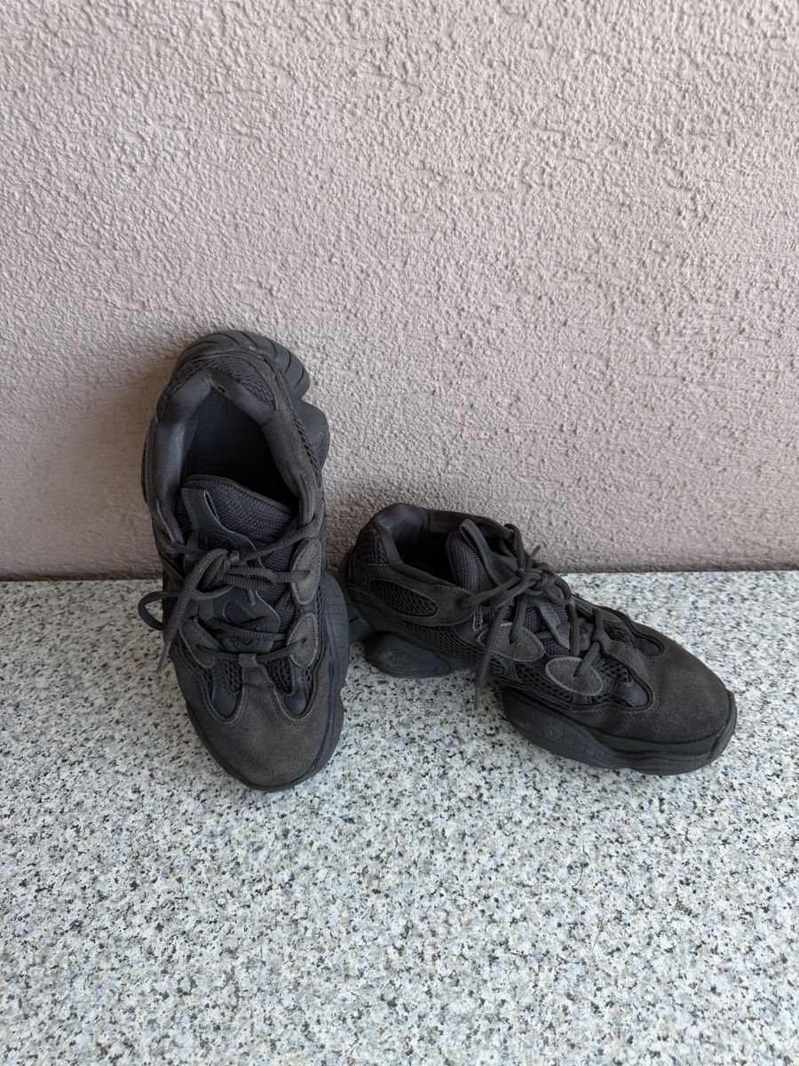 Adidas Scarpe da uomo: Adidas Yeezy 500 – Usato da Schlieren venduto da gte_zmx9