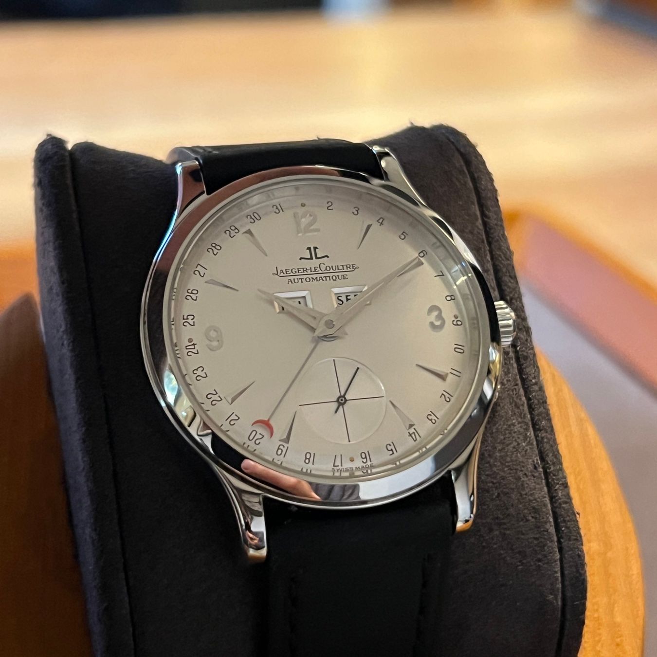 Jaeger-Lecoultre Orologi: Jaeger-LeCoultre Master Calendar Automatic 37mm 140.8.87 – Usato da Carouge GE venduto da Watchaser 1