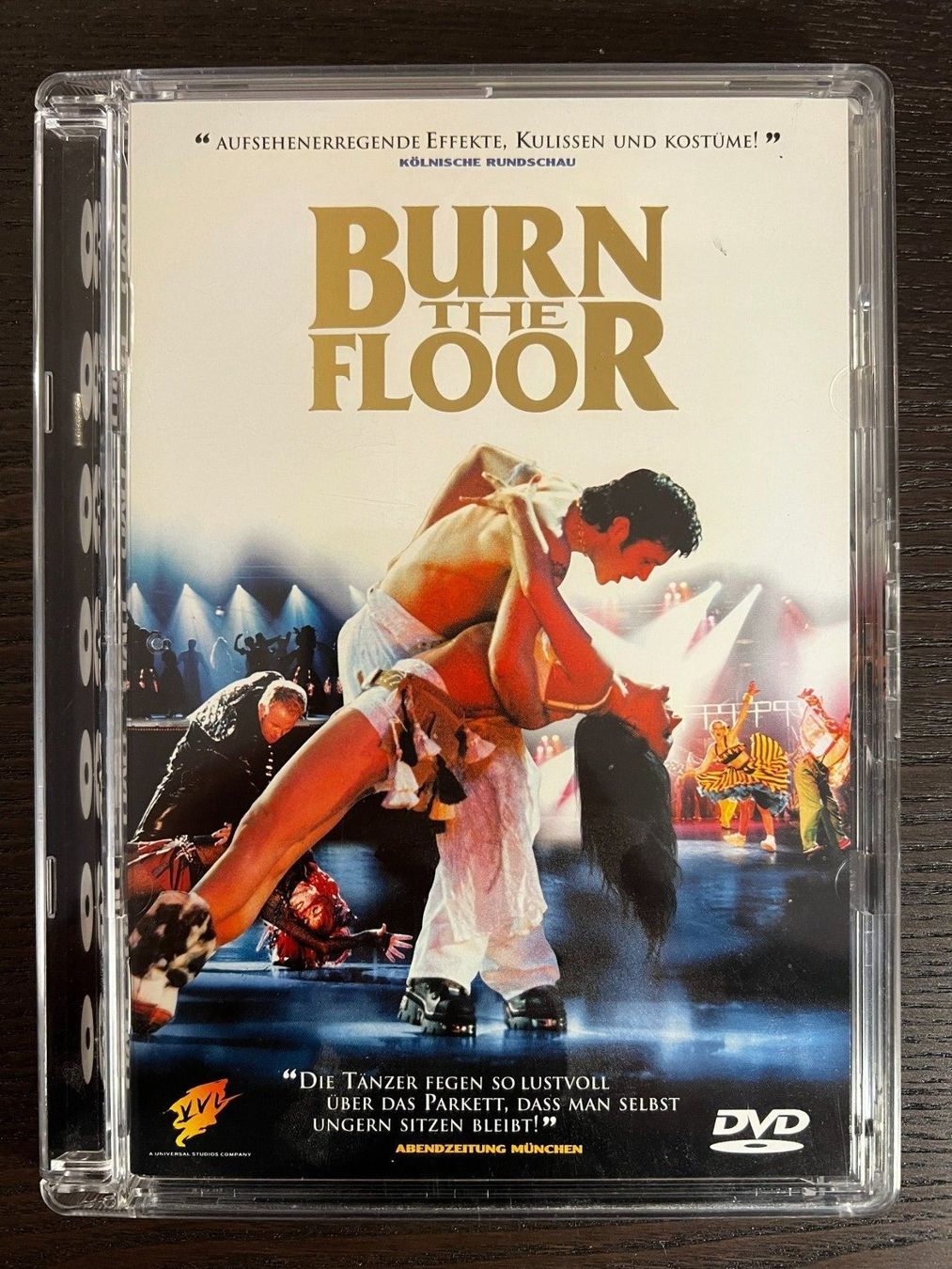 Tutti i DVDs: Burn the Floor – Usato da Zürich venduto da FilmFreunde