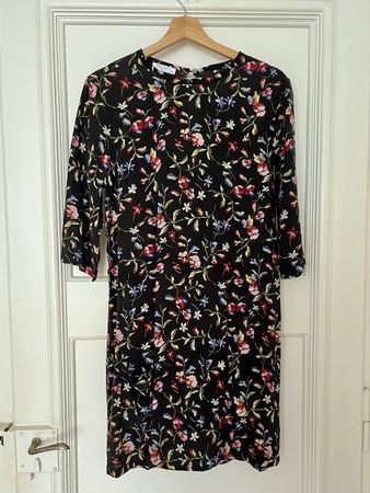 Kleid Equipment 100% Seide